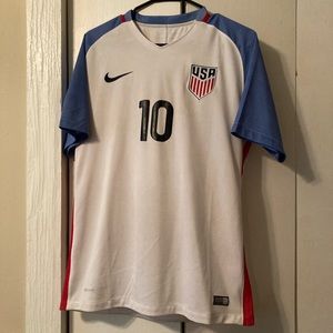USA Christian Pulisic jersey